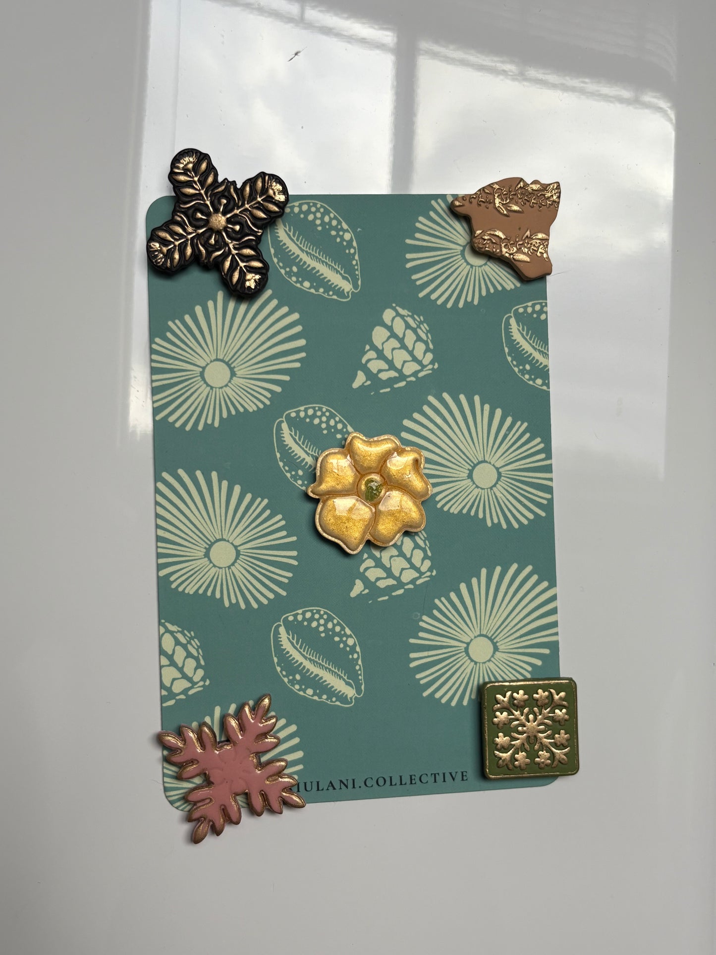 Puakenikeni magnet