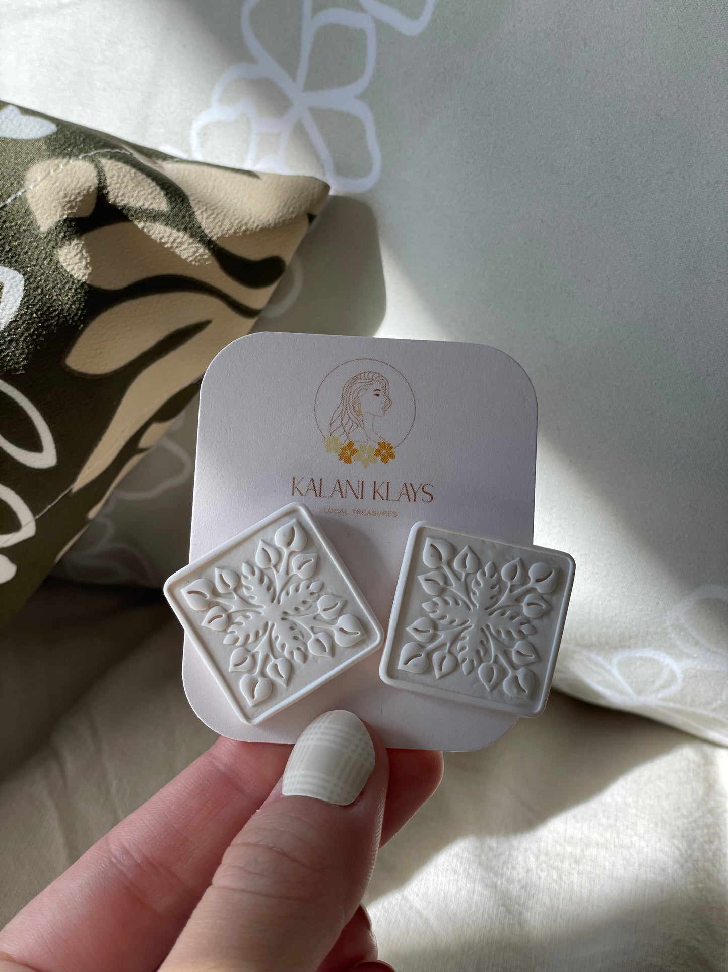 Hawaiian Quilt studs