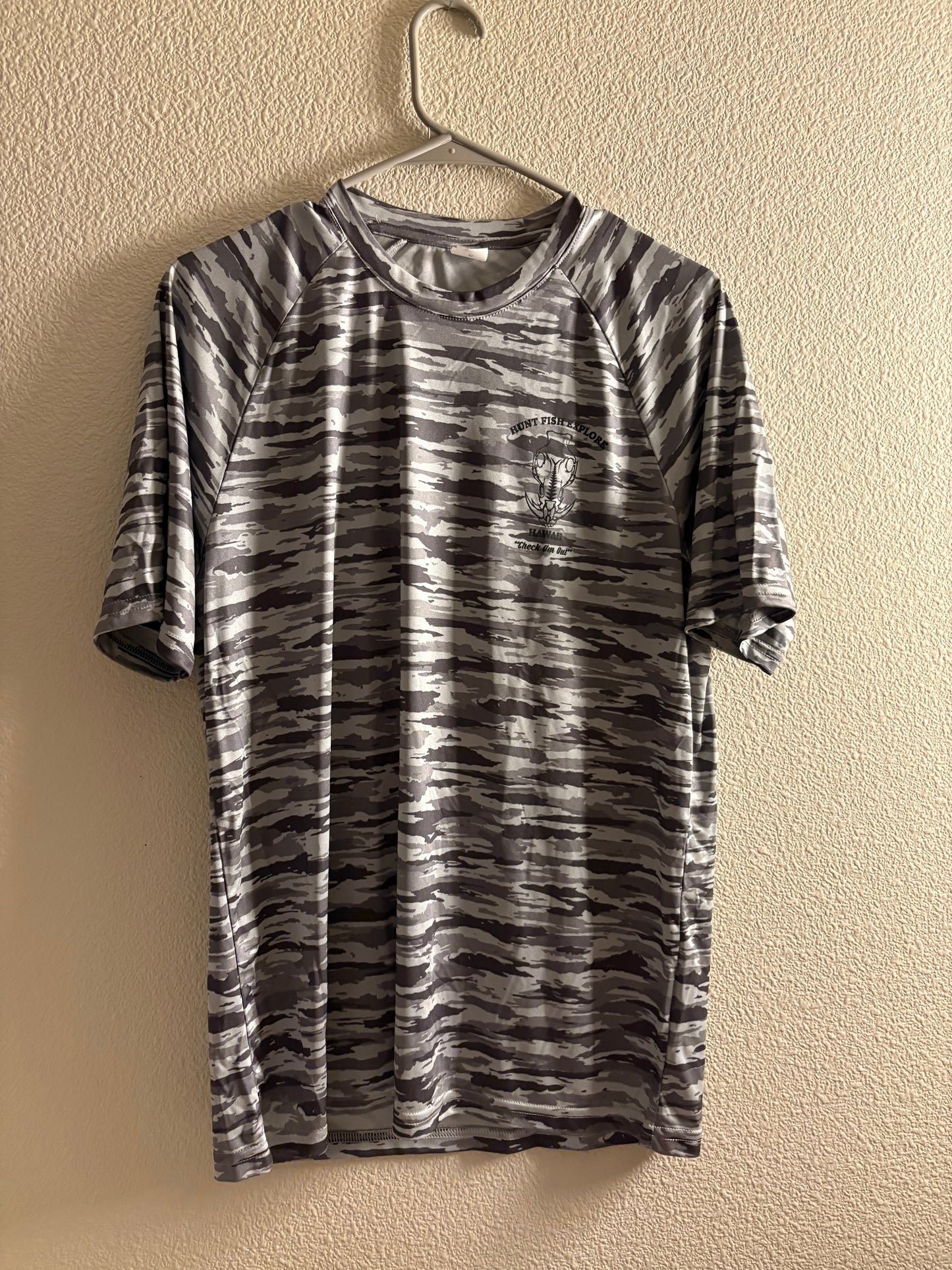 Hunt Fish Explore Hawaii DRY FIT BLACK CAMO