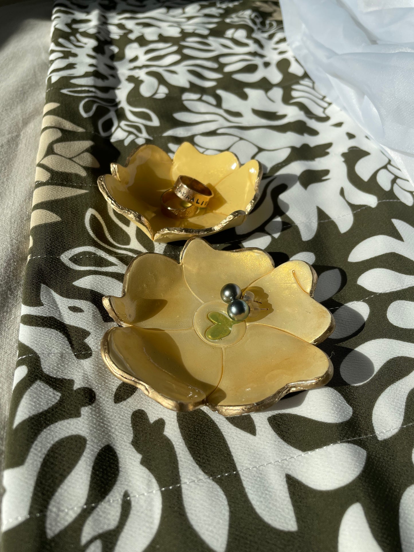 Puakenikeni trinket trays