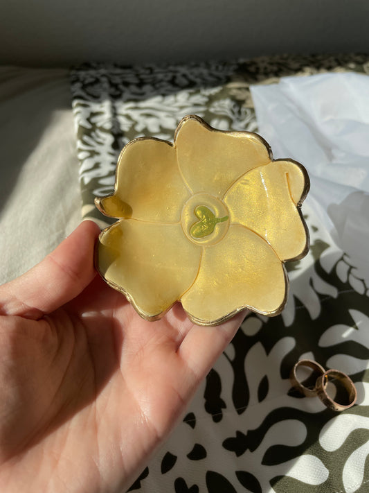 Puakenikeni trinket trays