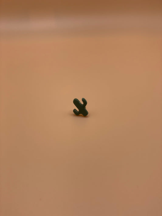 Cactus stud